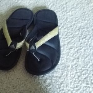 adidas flip flops